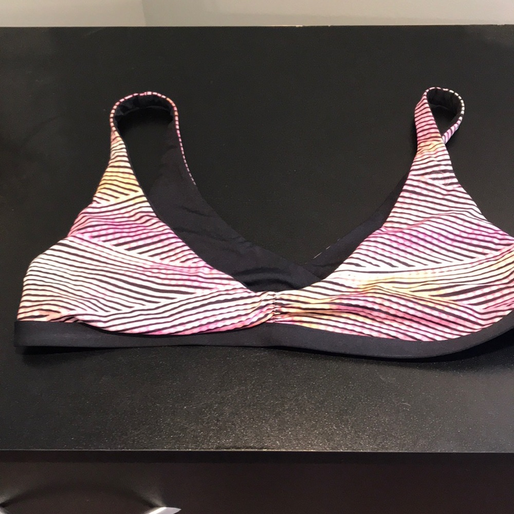 RipCurl reversible bikini top